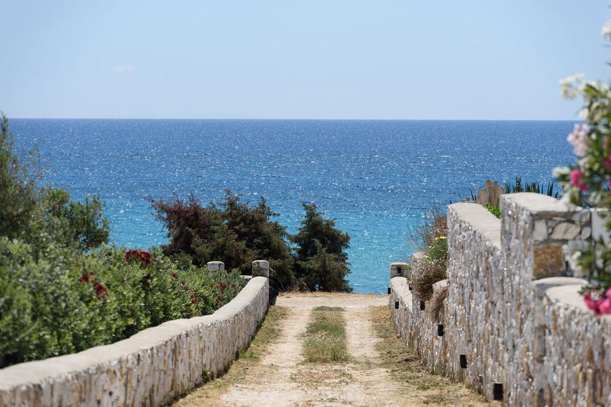 Helen Beach Front Luxury Villas Kastraki  ภายนอก รูปภาพ